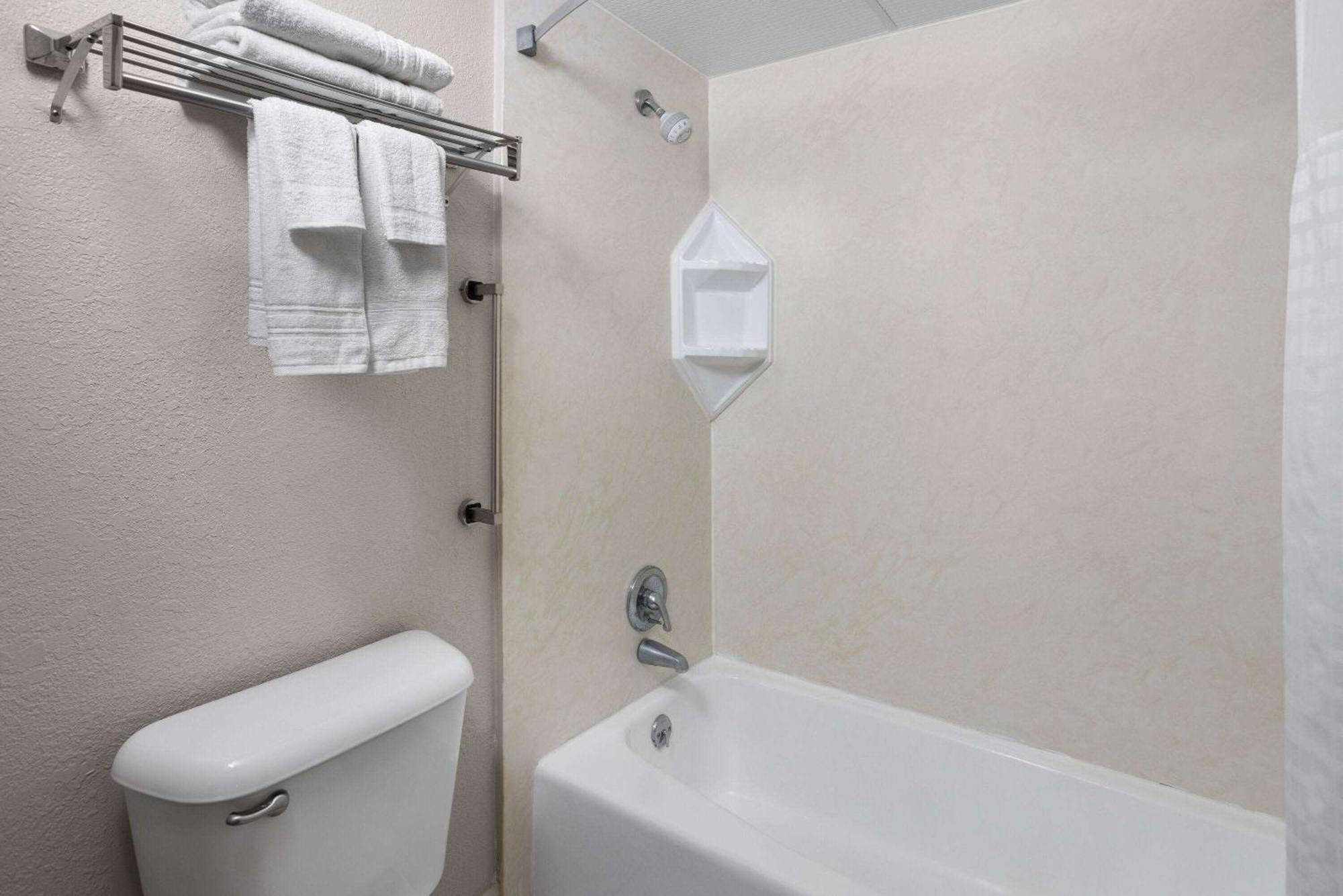 Days Inn By Wyndham Waycross Luaran gambar